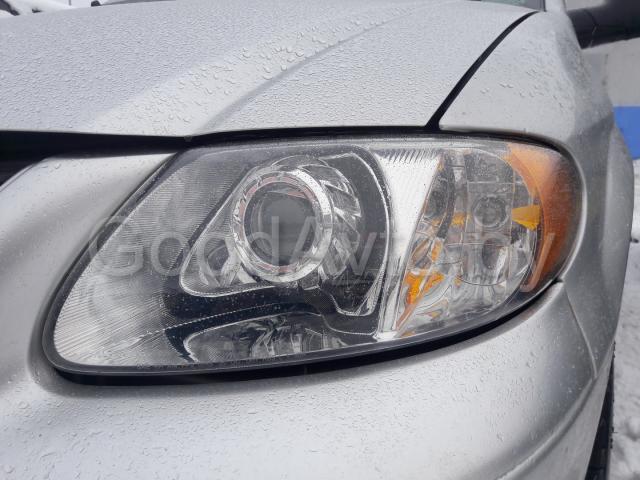 Dodge Caravan установка BI-LED модулей + ремонт корпуса